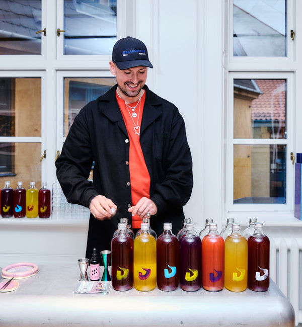 Andrew Woomer x Introoutro